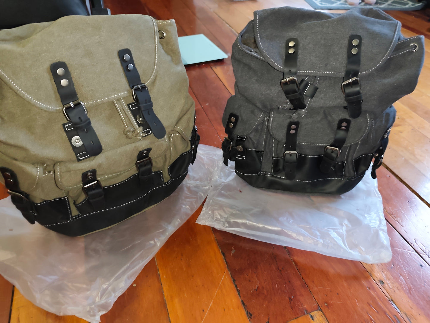 Waxed Canvas Leather Backpack — Retro Heritage Rucksack | Travel & Adventure Pack