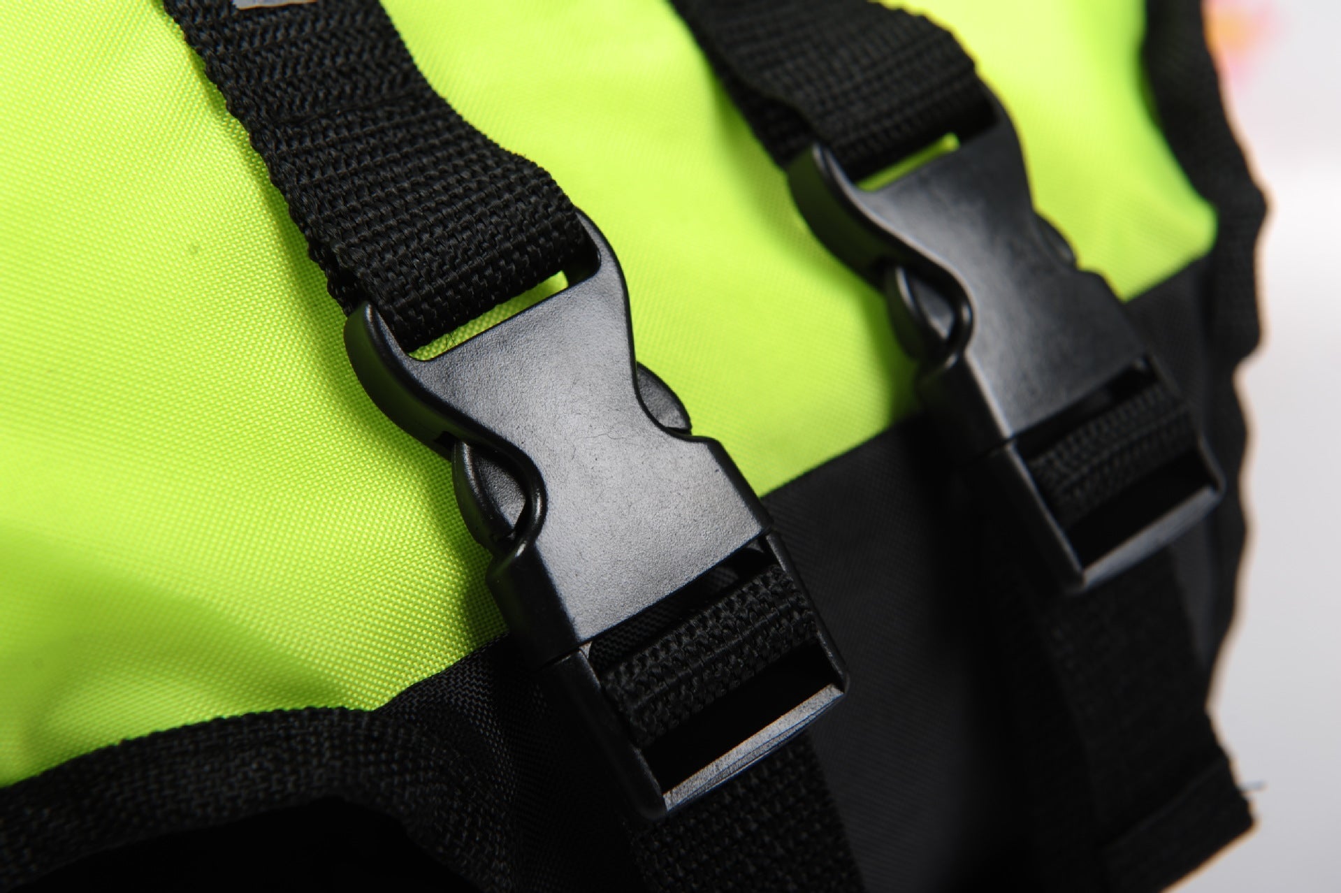 Dog Life Jackets, Reflective &amp; Adjustable Preserver Vest with Enhanced Buoyancy dealonline.co.nz