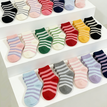 WHOLESALE - (60 Pairs) Soft & Warm Fleece Socks dealonline.co.nz