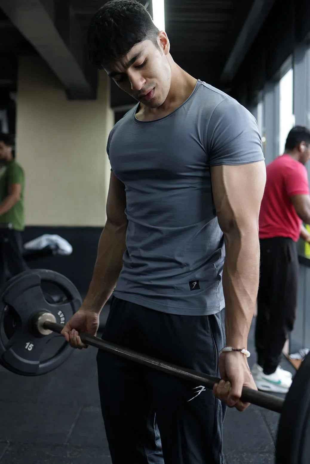 Legacy Scoop Neck T-shirt Grey
