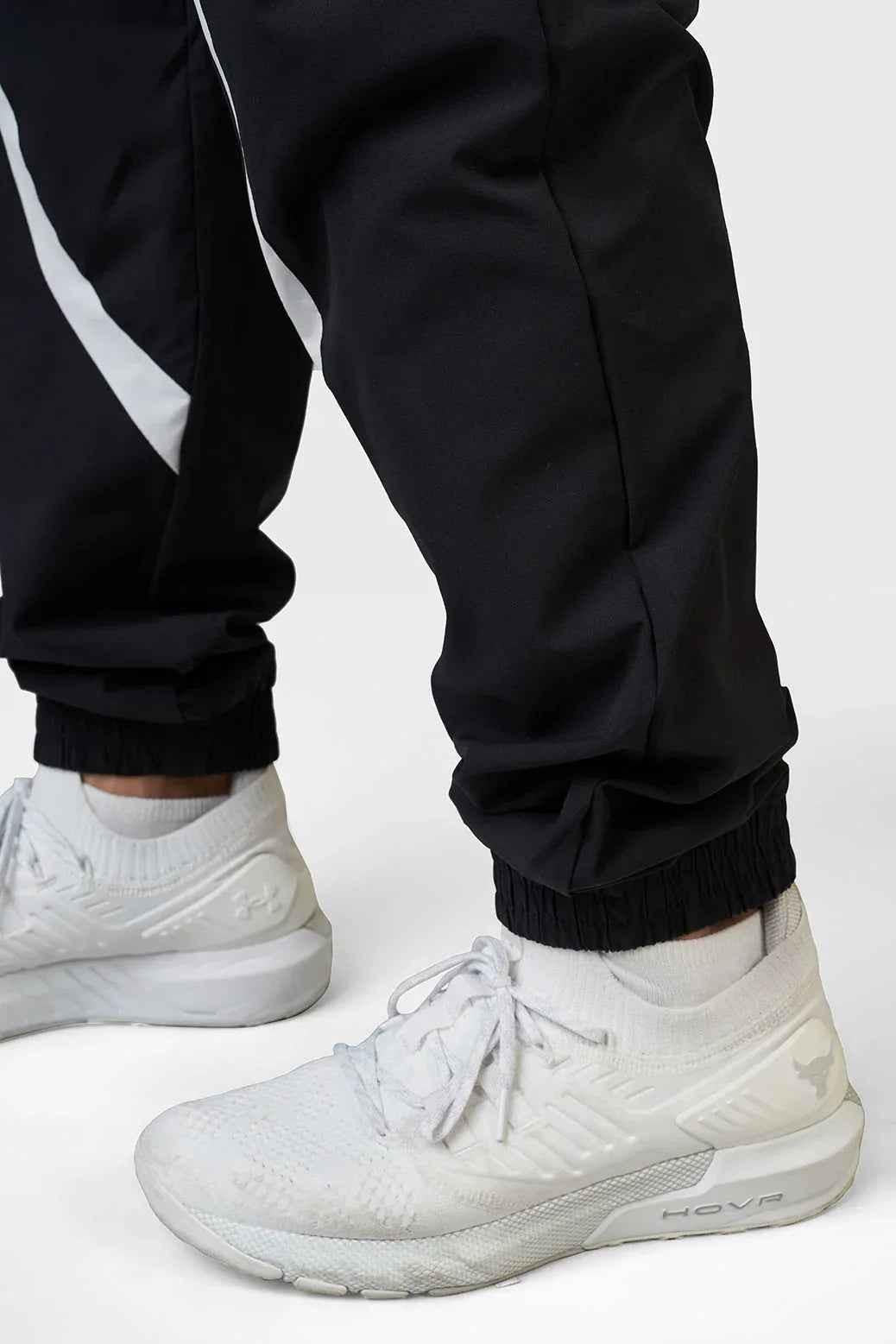Momentum Joggers Black