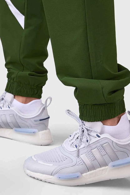 Momentum Joggers Olive
