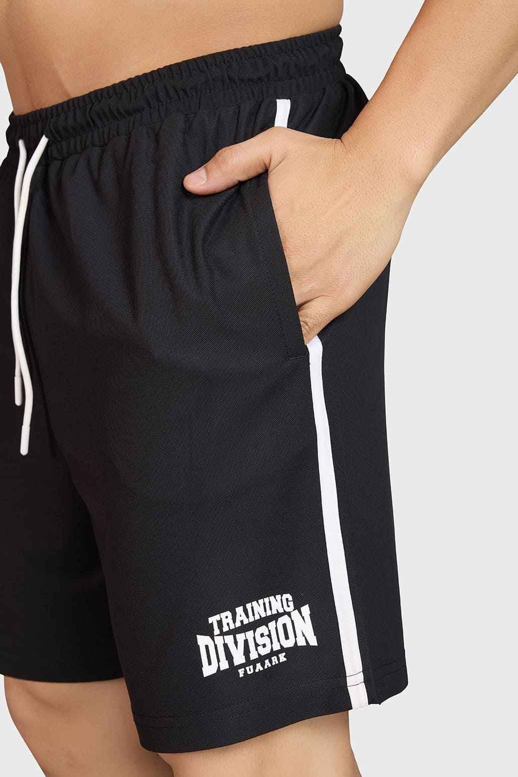 Grit Shorts Black