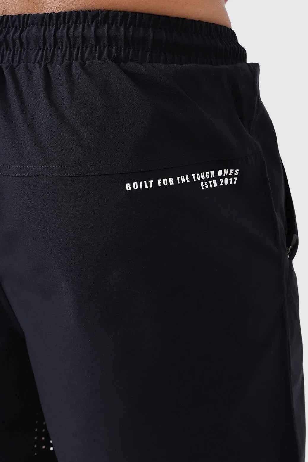 Nova Shorts Black