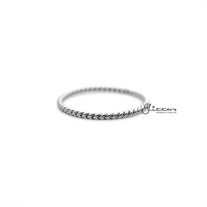 Twisted Stainless Steel Women's Rings - Silver.