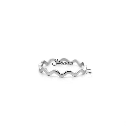 Stainless Steel Wavy Women's Rings - Silver.