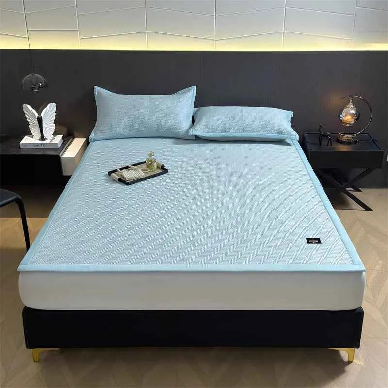 Cool Feeling Summer Mattress Cover PE Fabric Cooling Mat Soft Elasticity Bed Hat Style Mats Single Double Foldable Sleeping Pad