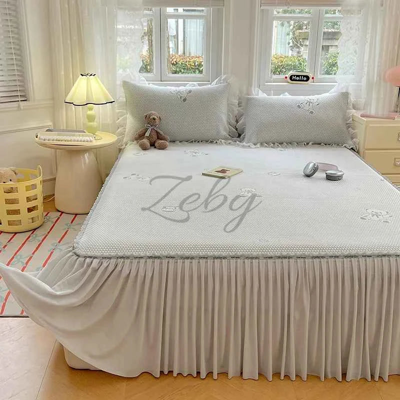 New Cool Touch Summer Mattress Cover Soft Easy Care Bed Skirt Secure Hold Mattress Protector Washable Durable Fabric Coverlets