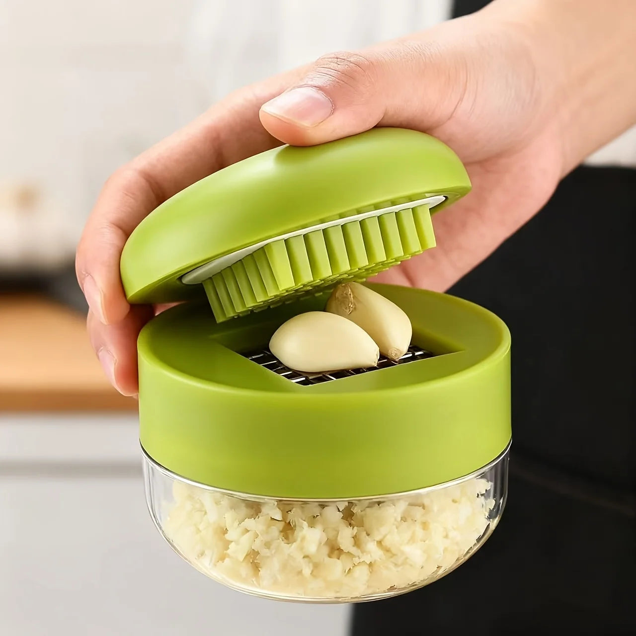 Manual Garlic Press Crusher - 1Pc Mincer Ginger Squeezer Kitchen Accessory for Home Cooking, Camping, and BBQ - ShopHub