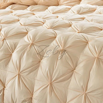 Luxurious White Goose Down Quilt for Ultimate Comfort and Warmth