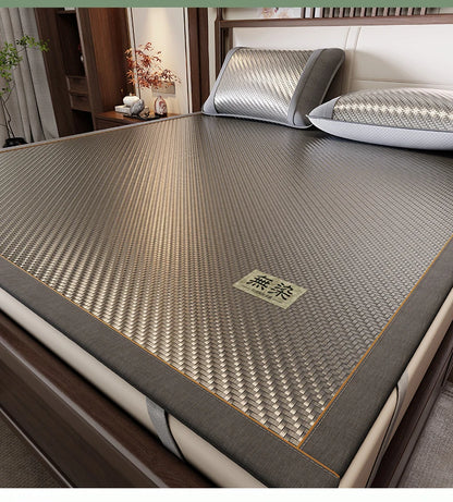 Experience Unmatched Comfort with Our Cooling Bed Mat – Perfect for Hot Summer Nights!
