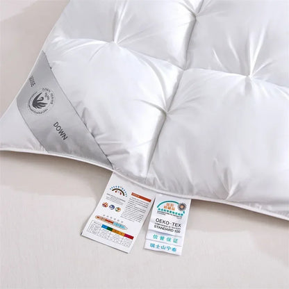 Luxurious White Goose Down Quilt for Ultimate Comfort and Warmth
