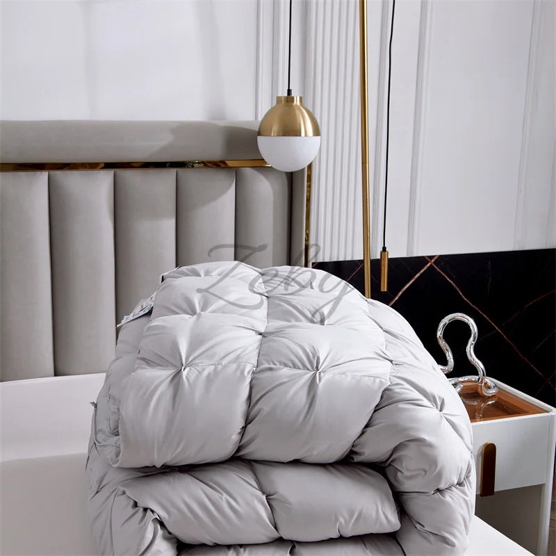 Luxurious White Goose Down Quilt for Ultimate Comfort and Warmth
