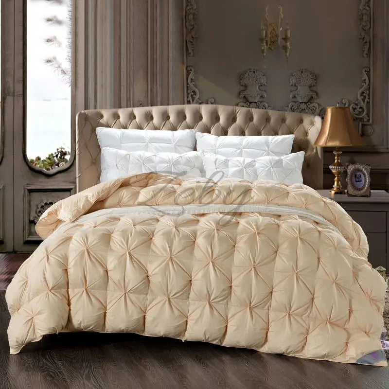 Luxurious White Goose Down Quilt for Ultimate Comfort and Warmth