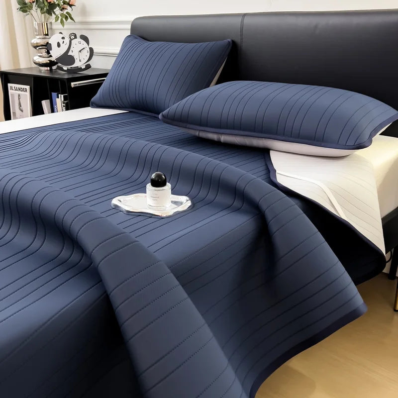 Experience Ultimate Comfort with Our Cooling Ice Silk Bed Mat - Perfect for Summer Nights!