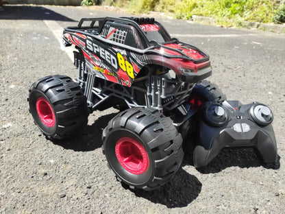 Big Wheels Beast Monster Pickup Truck Remote Control 15KMH 1:16 with Light Spray dealonline.co.nz