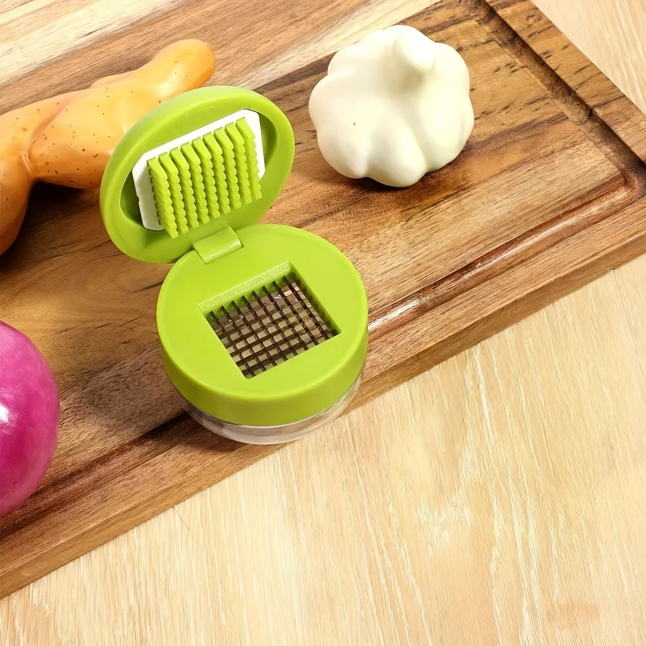 Manual Garlic Press Crusher - 1Pc Mincer Ginger Squeezer Kitchen Accessory for Home Cooking, Camping, and BBQ - ShopHub