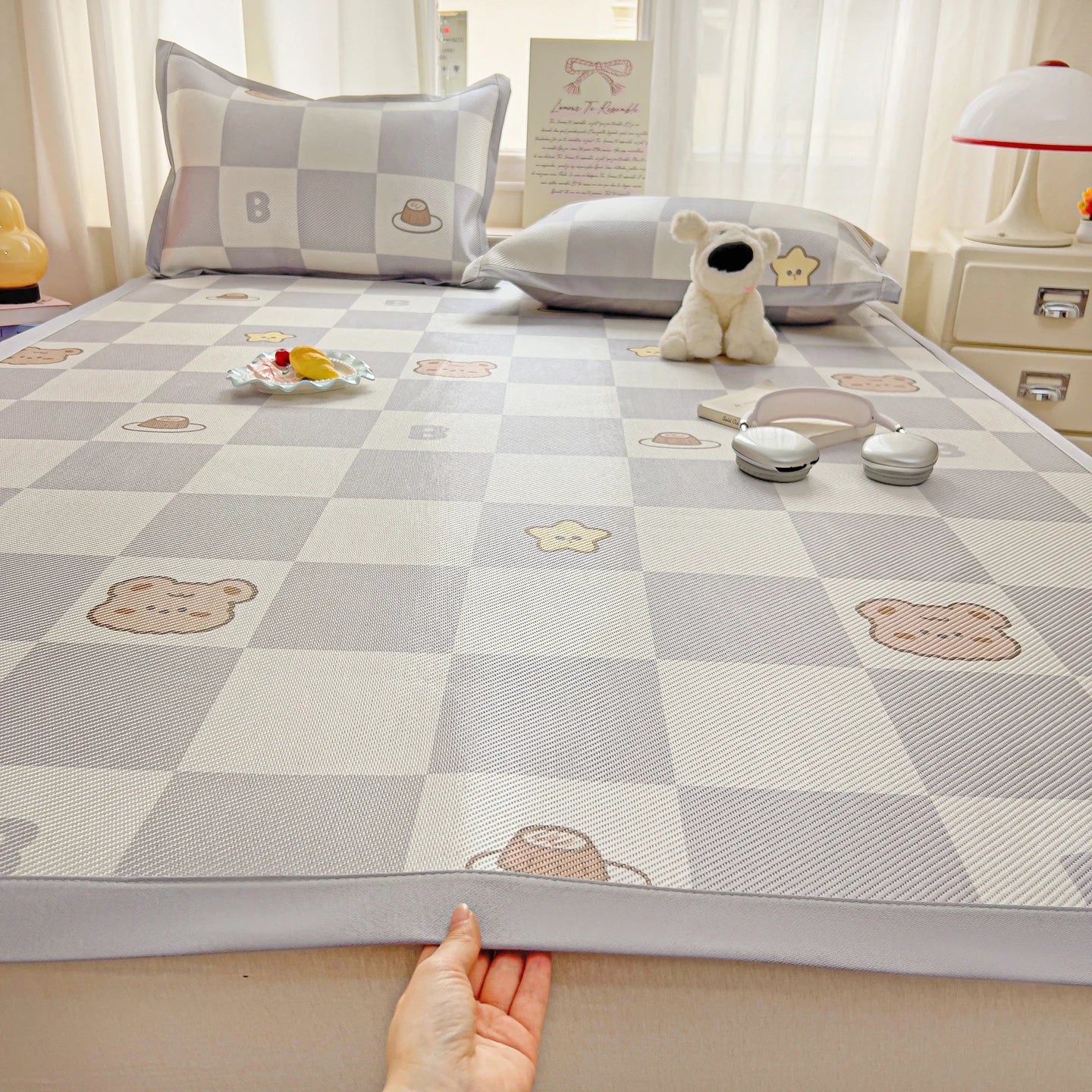 Premium Cooling Summer Mat for Beds - Stay Comfortable All Night Long!