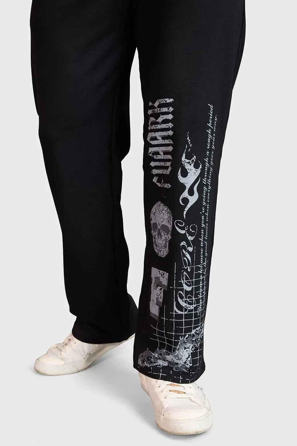Skull Straight Tracks Black