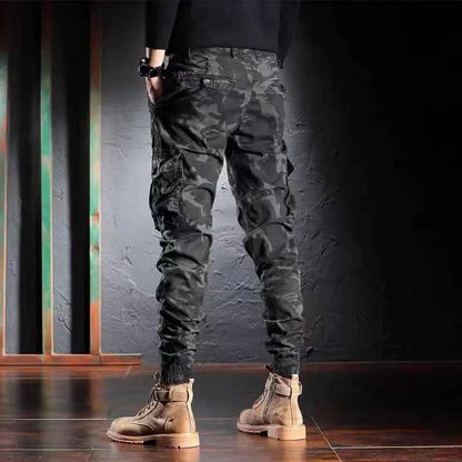 Men's Oversized Camouflage Cargo Pants - Multi-Pocket Outdoor Trousers