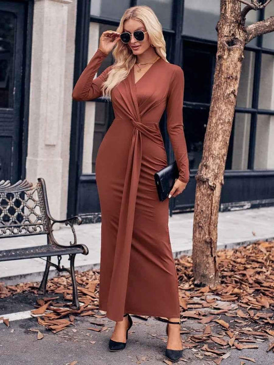 Women's Chic Solid V-Neck Waist Dress