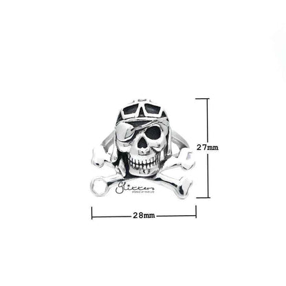 Men's stainless steel skull ring with bone casting design from Glitters, featuring detailed skull and bone motifs.