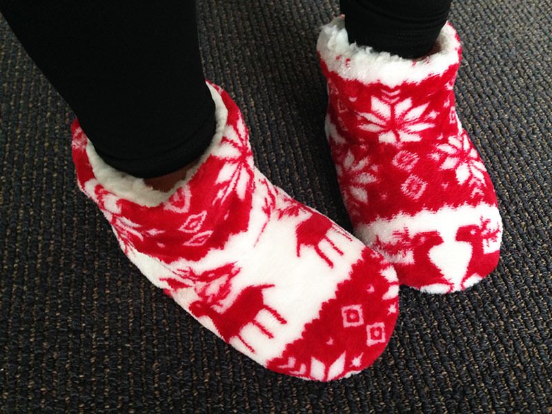 (3 Pairs) Kids Plush Warm Foot lets / Floor Socks size 20 ~ 23 dealonline.co.nz