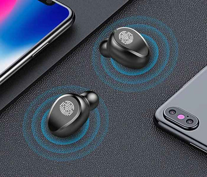 Black Mead's Supply & Equipment Outfitters F9 Bluetooth headphones with touch control and battery display, wireless and comfortable.
