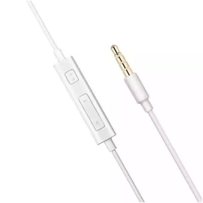 Wired Samsung Earphones 9eight5